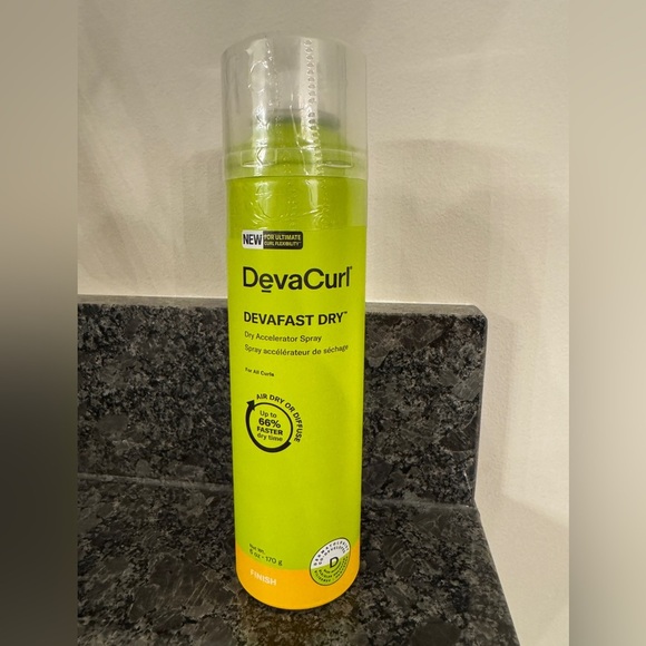 DevaCurl DevaFast Dry Spray - Green - Picture 4 of 5